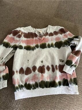 Knox Rose Tie-Dye V-Neck Sweatshirt